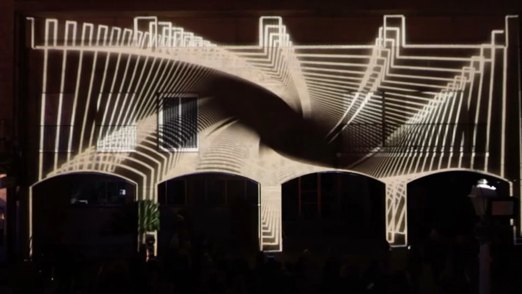 Mapping vidéo sur la façade de l’Hôtel de Ville de Carqueiranne, Noël 2019